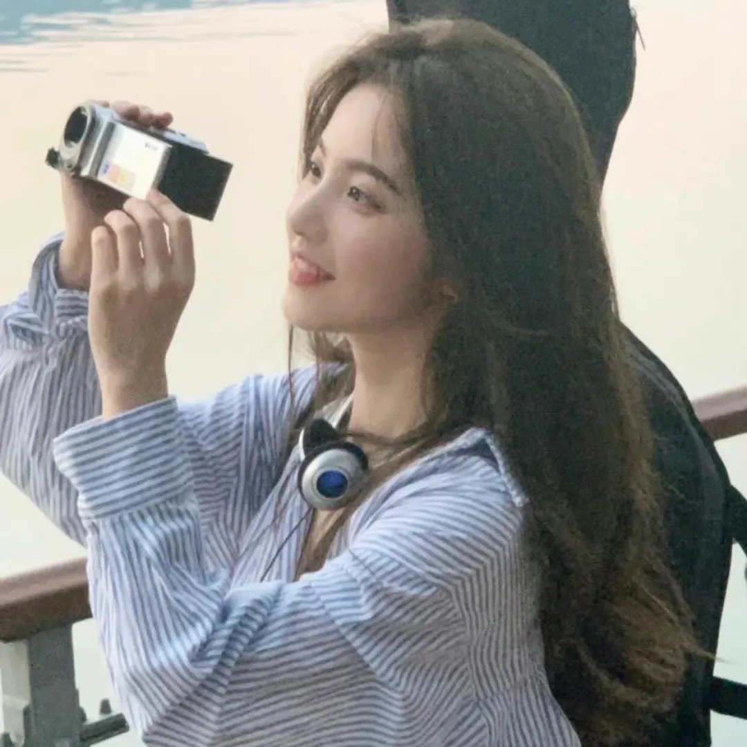 厉少，你老婆重生了